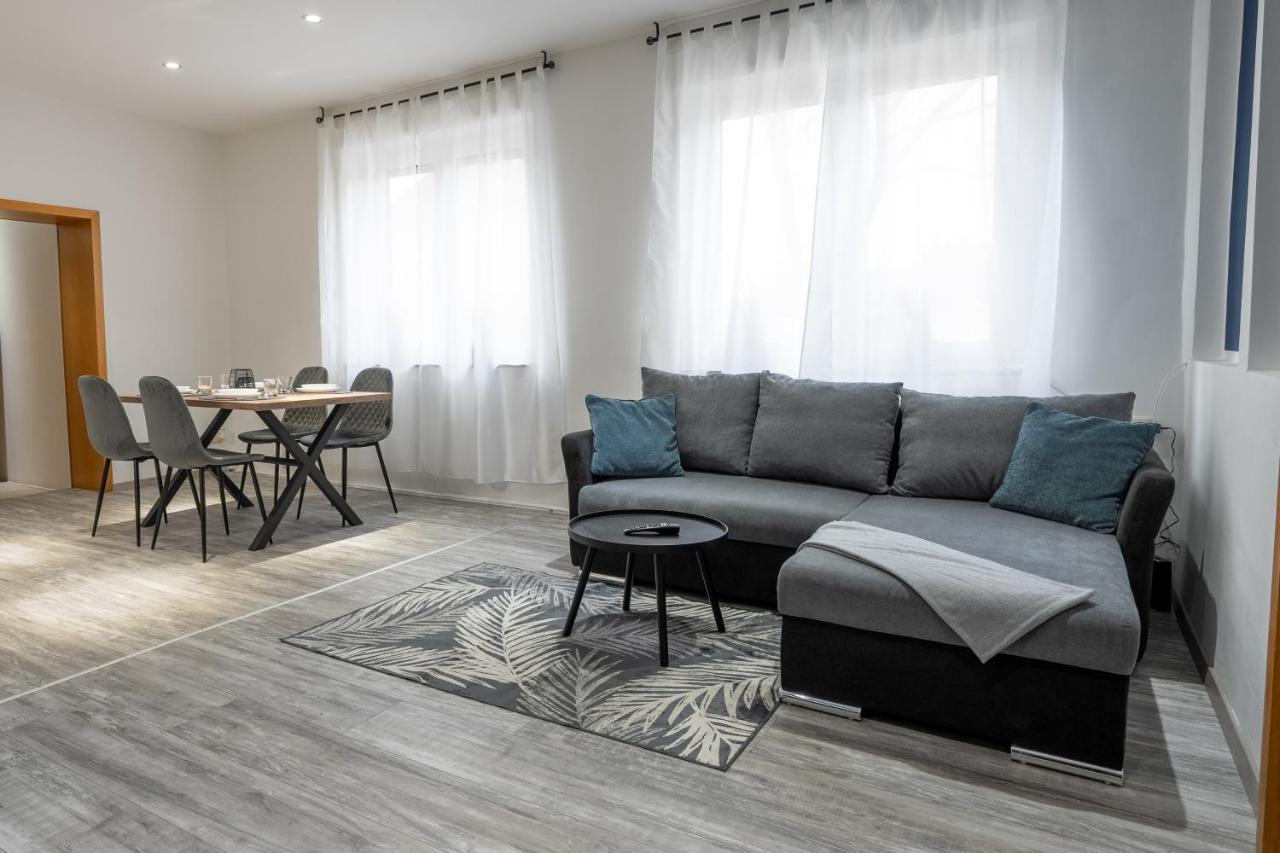 Mira Studioapartments Neu Кастроп-Рауксел Екстериор снимка